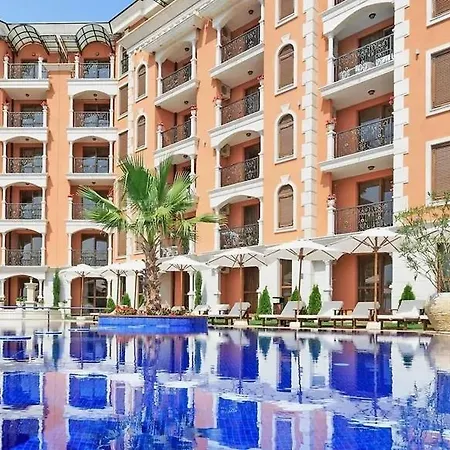 Cascadas Aparthotel